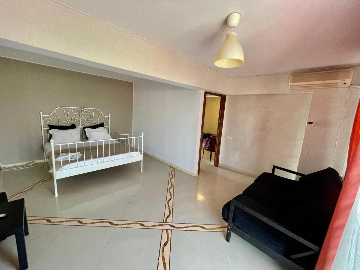 Hotel Mon Caprice Bükreş Dış mekan fotoğraf