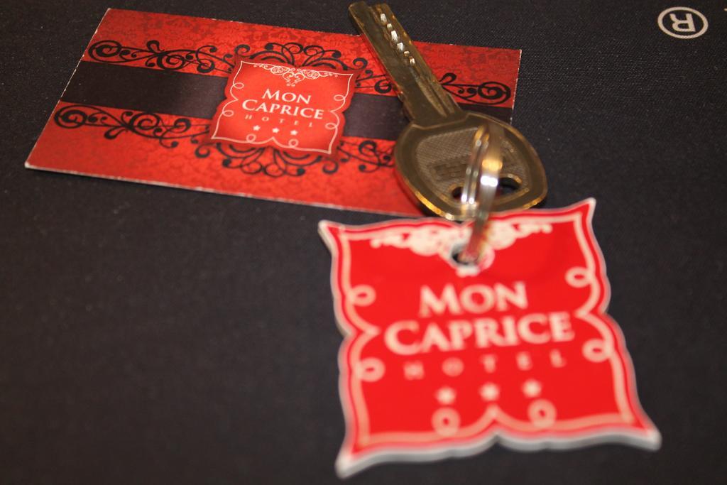 Hotel Mon Caprice Bükreş Dış mekan fotoğraf