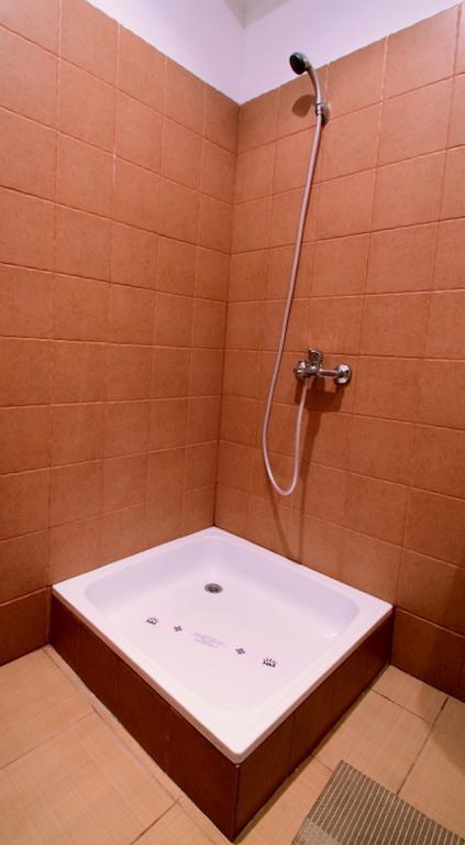 Hotel Mon Caprice Bükreş Dış mekan fotoğraf